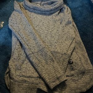 Women’s RBX athletic shirt - grey with nice details long sleeve